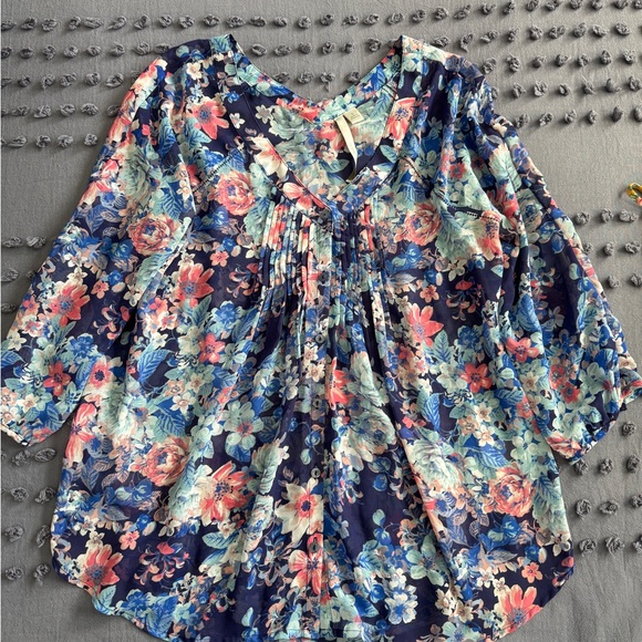 LC Lauren Conrad Tops - LC Lauren Conrad Sheer Floral Navy Blue Women's Top